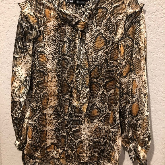 Zara python print blouse - Picture 3 of 6